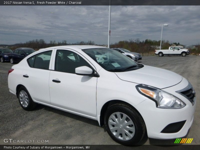 Fresh Powder White / Charcoal 2017 Nissan Versa S