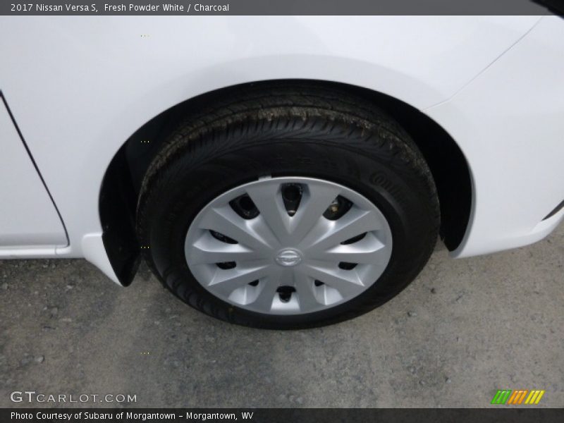 Fresh Powder White / Charcoal 2017 Nissan Versa S