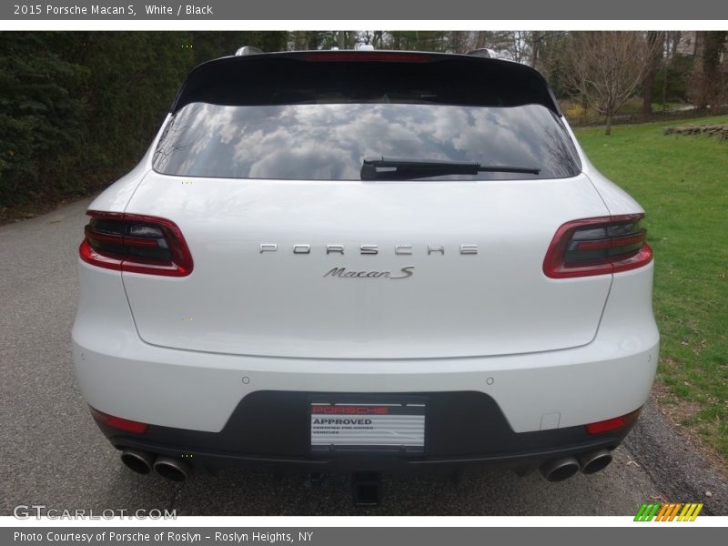 White / Black 2015 Porsche Macan S