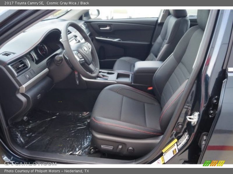 Cosmic Gray Mica / Black 2017 Toyota Camry SE