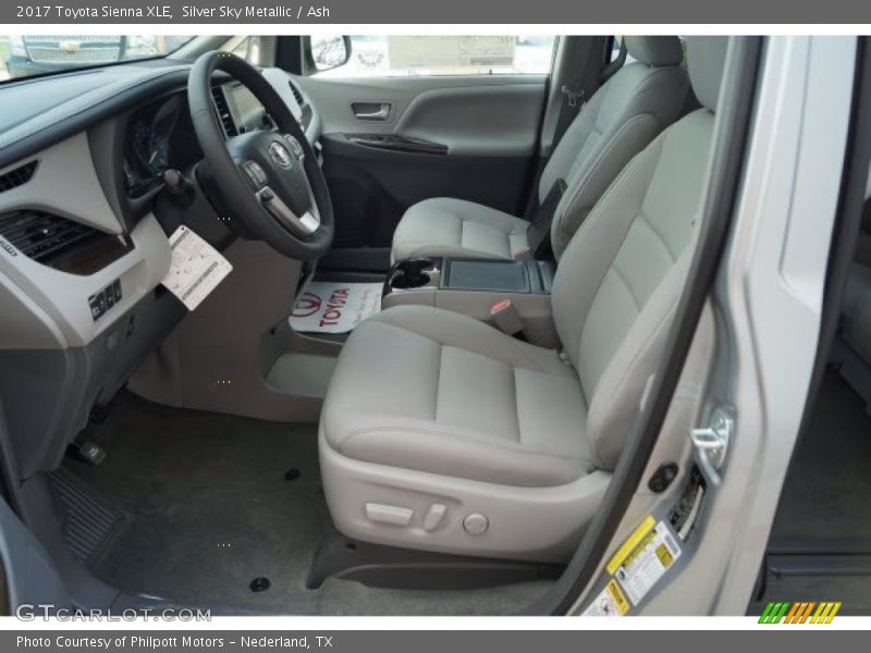 Silver Sky Metallic / Ash 2017 Toyota Sienna XLE