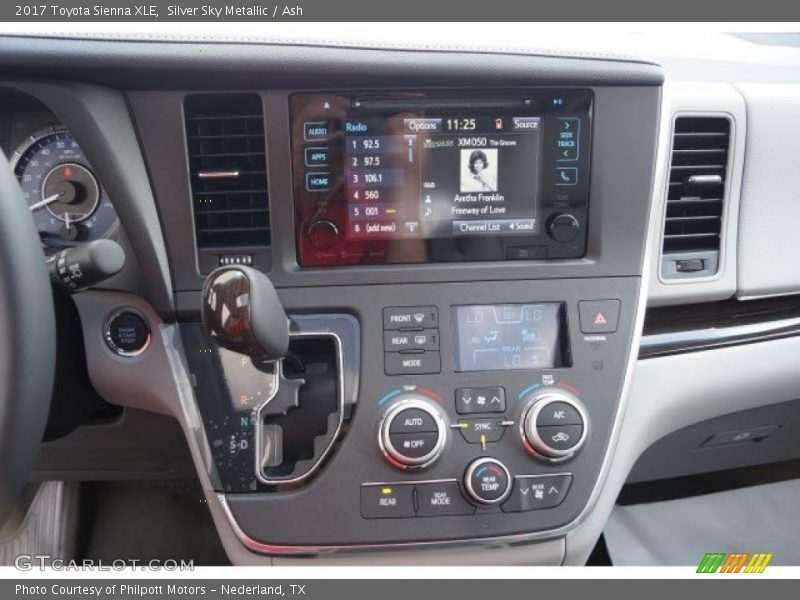 Silver Sky Metallic / Ash 2017 Toyota Sienna XLE