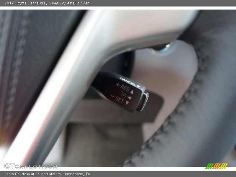 Silver Sky Metallic / Ash 2017 Toyota Sienna XLE