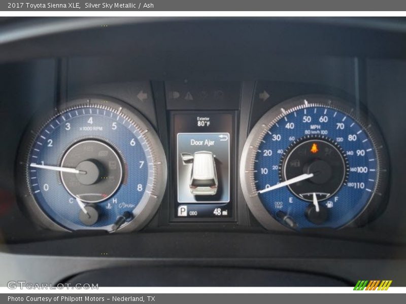 Silver Sky Metallic / Ash 2017 Toyota Sienna XLE