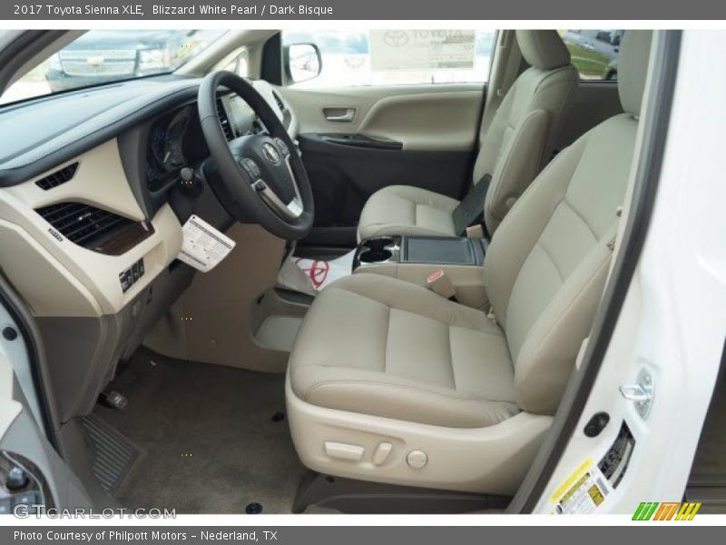 Blizzard White Pearl / Dark Bisque 2017 Toyota Sienna XLE
