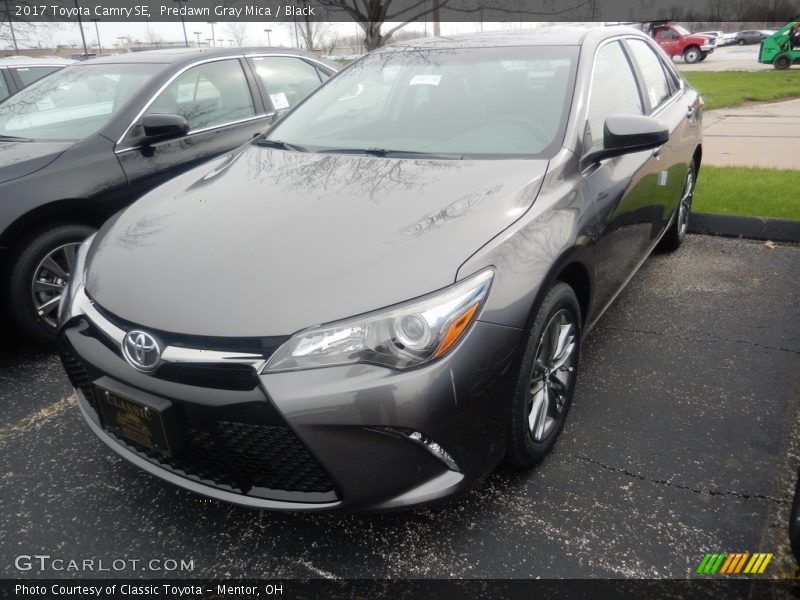 Predawn Gray Mica / Black 2017 Toyota Camry SE