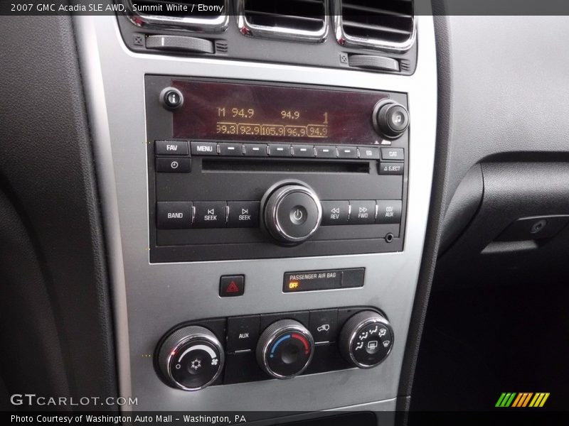 Summit White / Ebony 2007 GMC Acadia SLE AWD