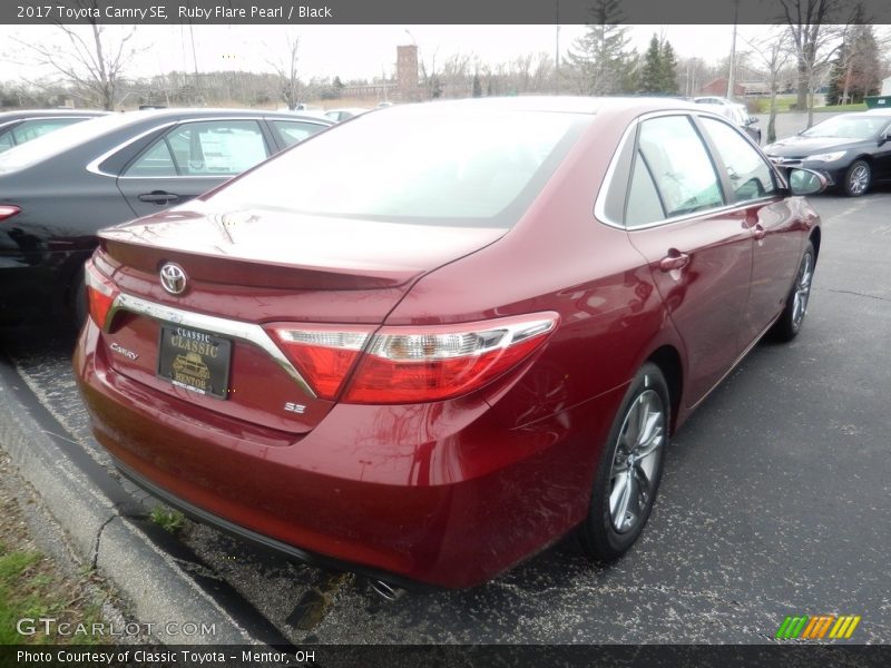 Ruby Flare Pearl / Black 2017 Toyota Camry SE