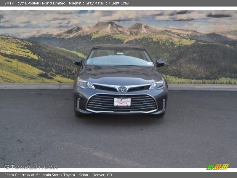 Magnetic Gray Metallic / Light Gray 2017 Toyota Avalon Hybrid Limited