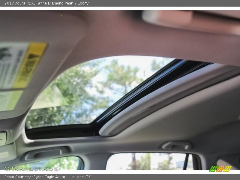 White Diamond Pearl / Ebony 2017 Acura RDX