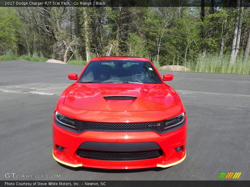 Go Mango / Black 2017 Dodge Charger R/T Scat Pack