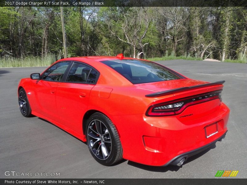 Go Mango / Black 2017 Dodge Charger R/T Scat Pack