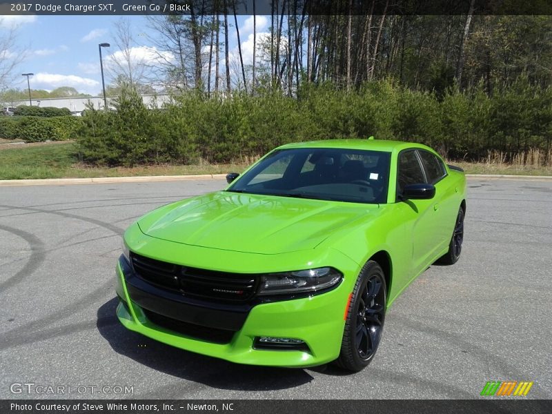 Green Go / Black 2017 Dodge Charger SXT