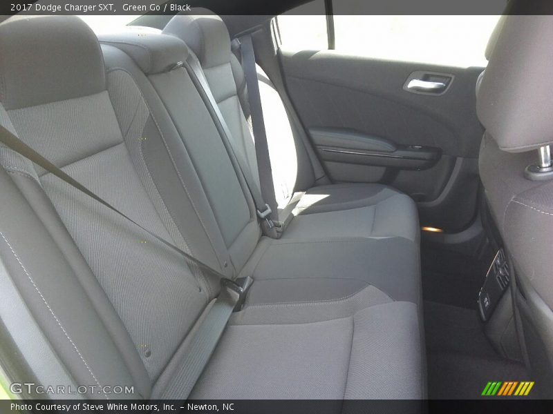 Green Go / Black 2017 Dodge Charger SXT