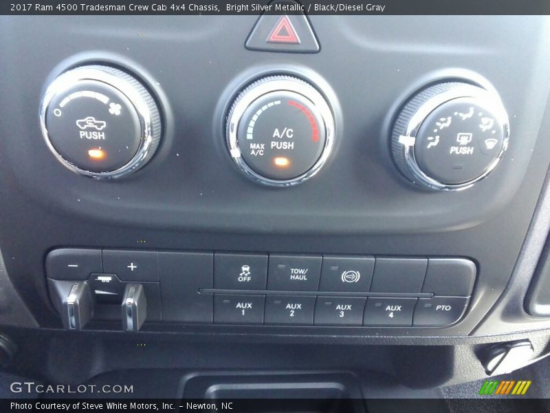 Bright Silver Metallic / Black/Diesel Gray 2017 Ram 4500 Tradesman Crew Cab 4x4 Chassis