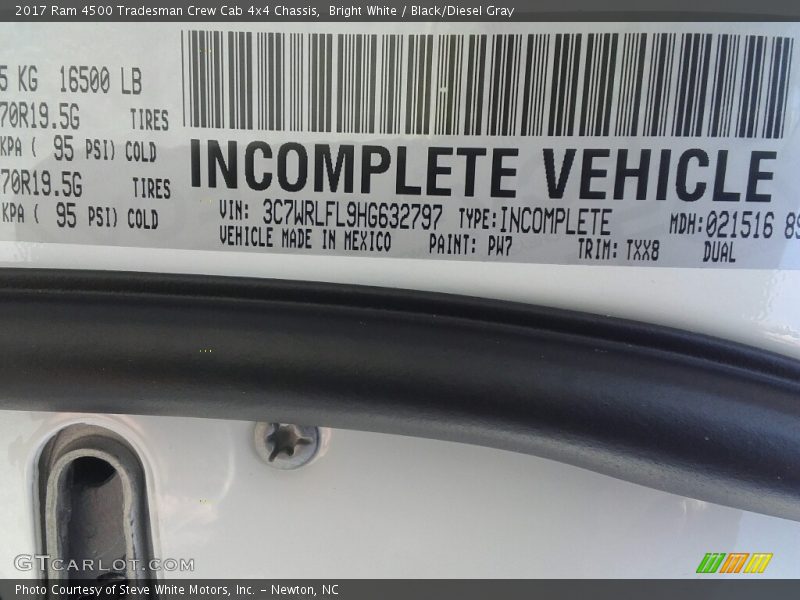 Bright White / Black/Diesel Gray 2017 Ram 4500 Tradesman Crew Cab 4x4 Chassis