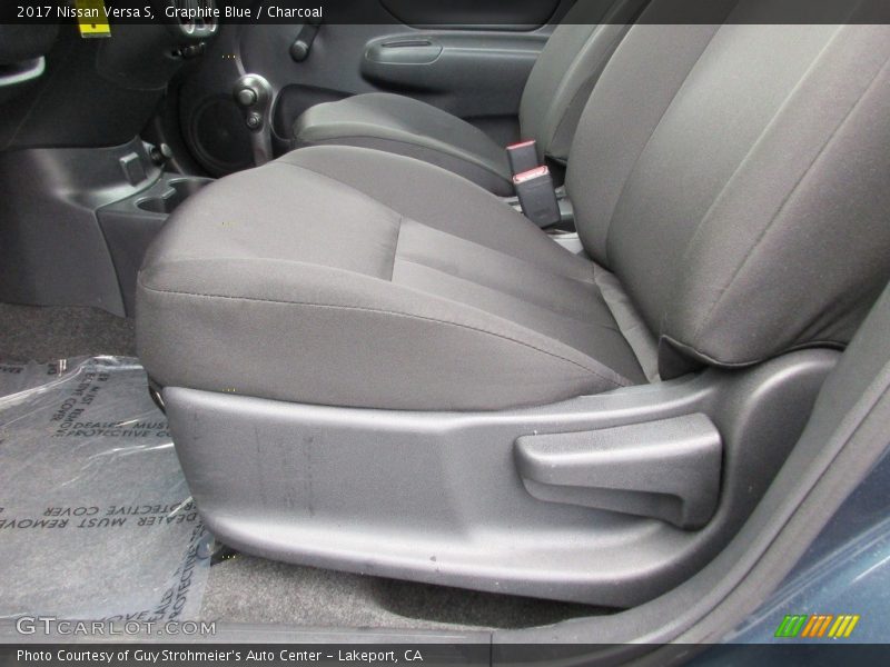 Graphite Blue / Charcoal 2017 Nissan Versa S