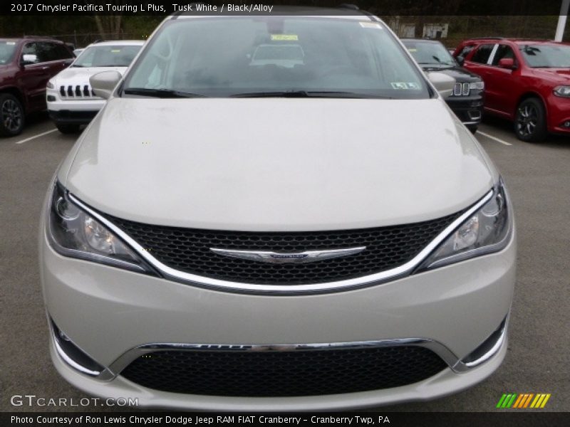 Tusk White / Black/Alloy 2017 Chrysler Pacifica Touring L Plus