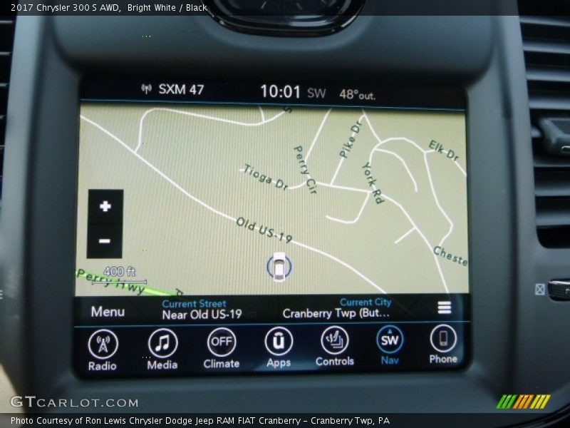 Bright White / Black 2017 Chrysler 300 S AWD