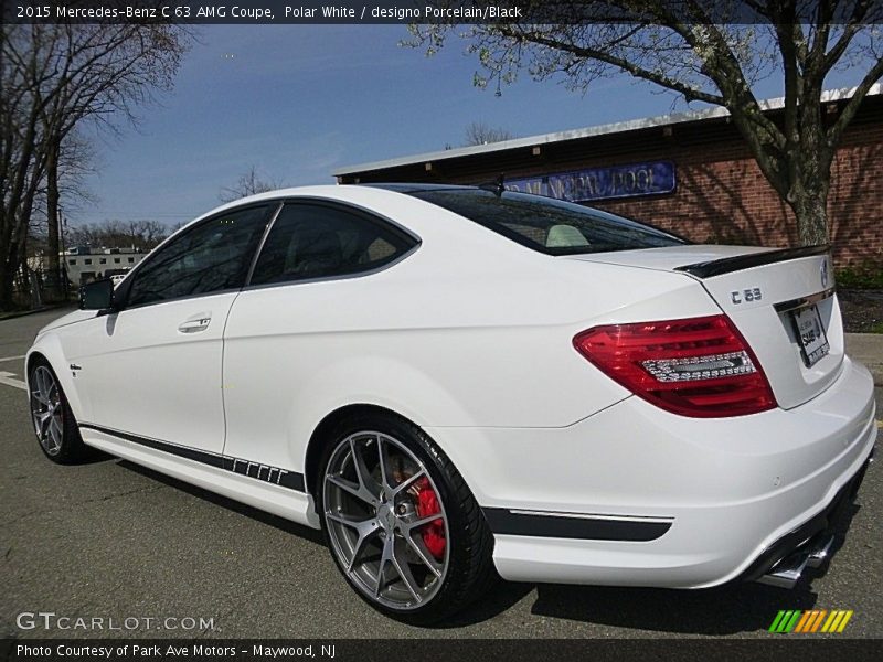 Polar White / designo Porcelain/Black 2015 Mercedes-Benz C 63 AMG Coupe