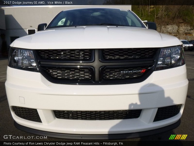 Vice White / Black 2017 Dodge Journey SE AWD