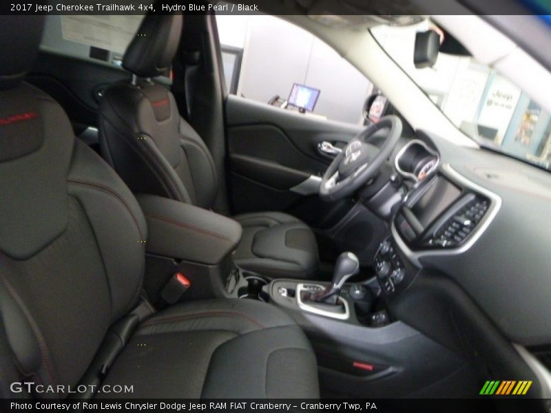 Hydro Blue Pearl / Black 2017 Jeep Cherokee Trailhawk 4x4