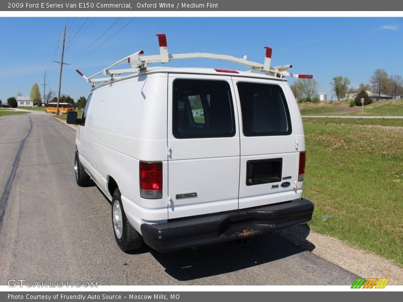 Oxford White / Medium Flint 2009 Ford E Series Van E150 Commercial