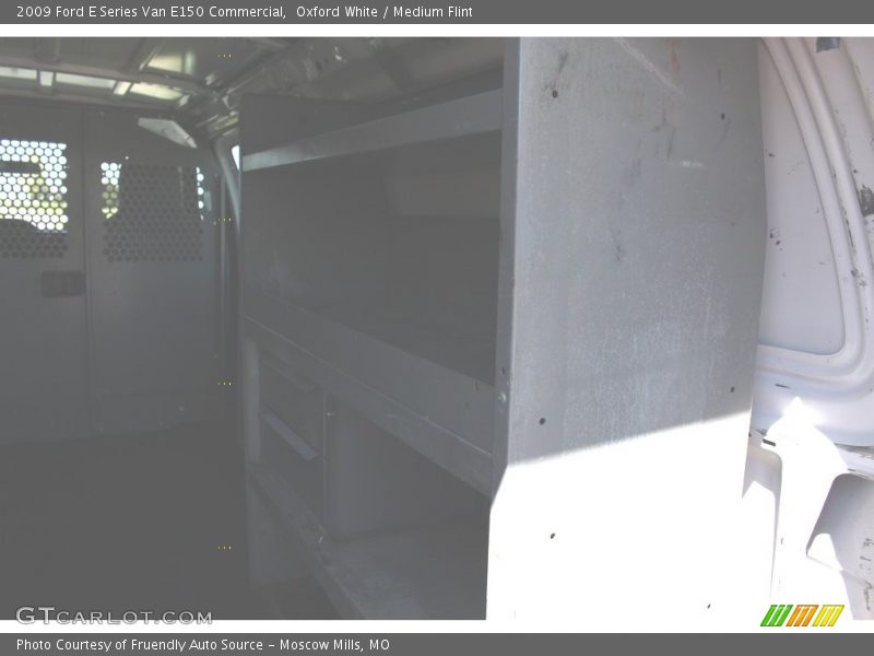 Oxford White / Medium Flint 2009 Ford E Series Van E150 Commercial