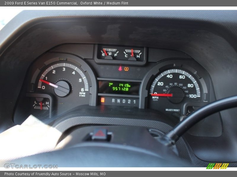 Oxford White / Medium Flint 2009 Ford E Series Van E150 Commercial