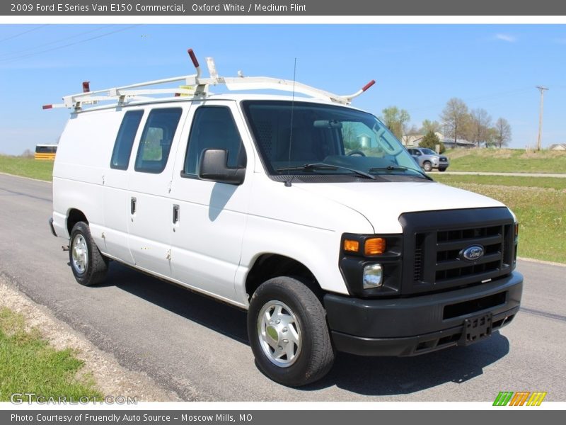 Oxford White / Medium Flint 2009 Ford E Series Van E150 Commercial