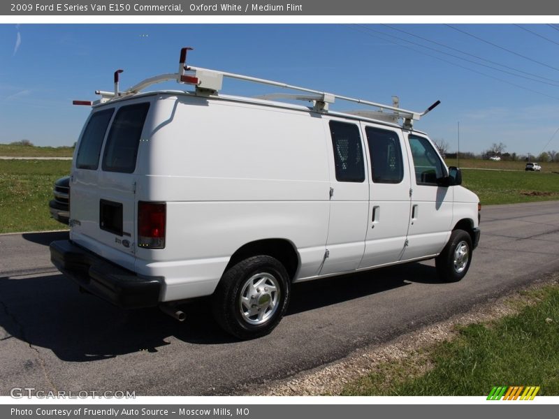 Oxford White / Medium Flint 2009 Ford E Series Van E150 Commercial