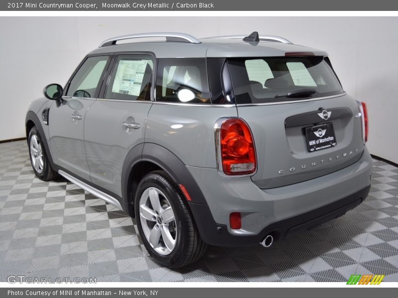 Moonwalk Grey Metallic / Carbon Black 2017 Mini Countryman Cooper