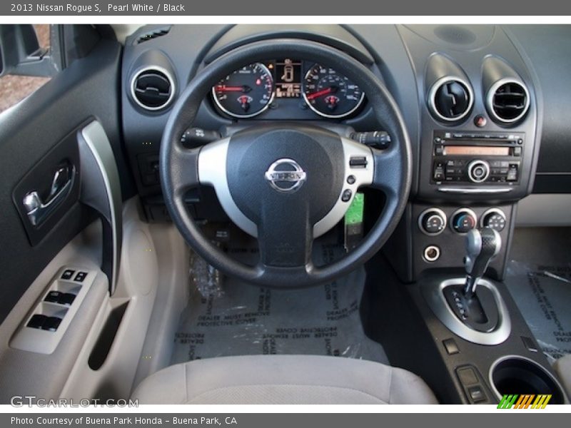 Pearl White / Black 2013 Nissan Rogue S