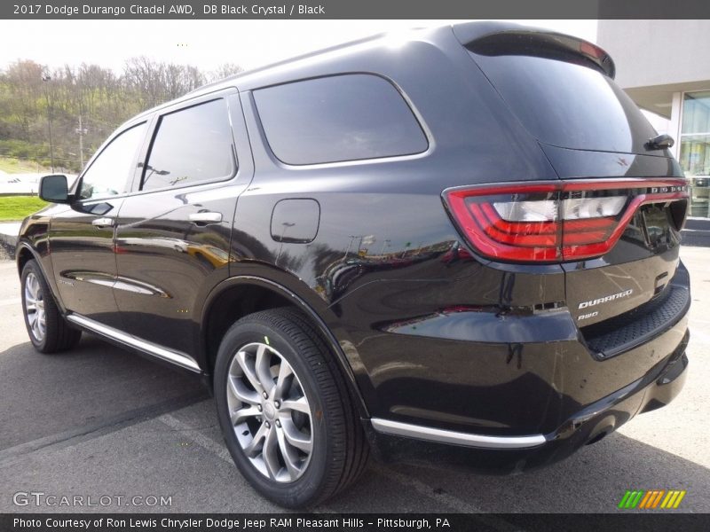 DB Black Crystal / Black 2017 Dodge Durango Citadel AWD
