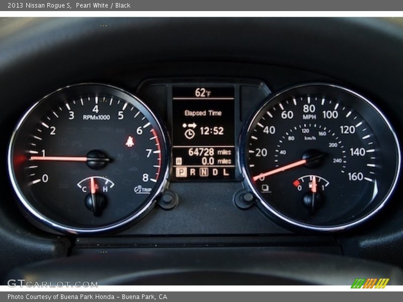 Pearl White / Black 2013 Nissan Rogue S