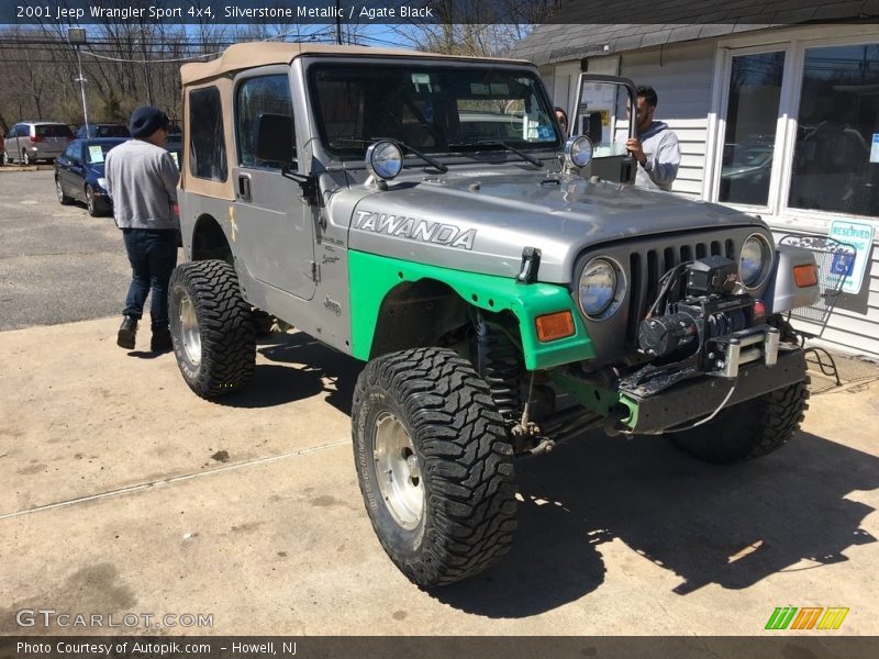 Silverstone Metallic / Agate Black 2001 Jeep Wrangler Sport 4x4