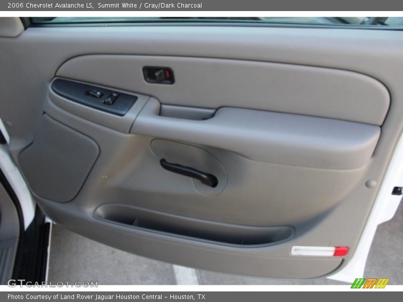 Summit White / Gray/Dark Charcoal 2006 Chevrolet Avalanche LS