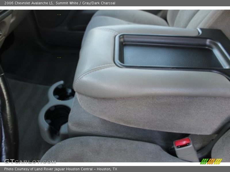 Summit White / Gray/Dark Charcoal 2006 Chevrolet Avalanche LS