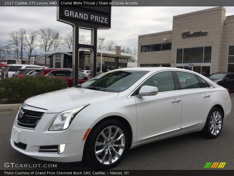 Crystal White Tricoat / Shale w/Cocoa Accents 2017 Cadillac XTS Luxury AWD