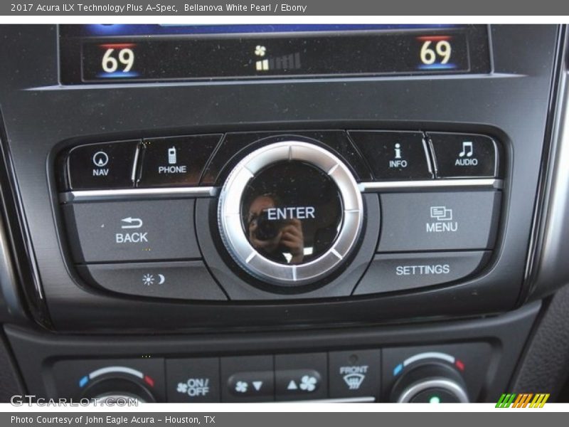 Bellanova White Pearl / Ebony 2017 Acura ILX Technology Plus A-Spec