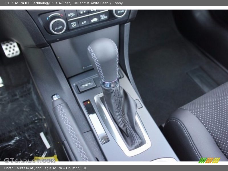 Bellanova White Pearl / Ebony 2017 Acura ILX Technology Plus A-Spec