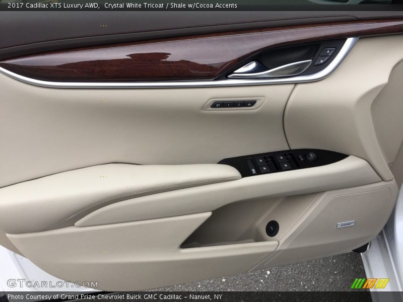 Crystal White Tricoat / Shale w/Cocoa Accents 2017 Cadillac XTS Luxury AWD