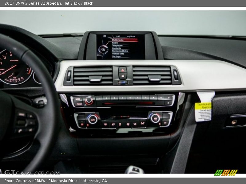 Jet Black / Black 2017 BMW 3 Series 320i Sedan