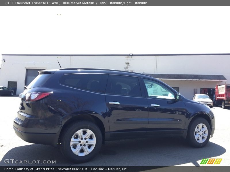 Blue Velvet Metallic / Dark Titanium/Light Titanium 2017 Chevrolet Traverse LS AWD