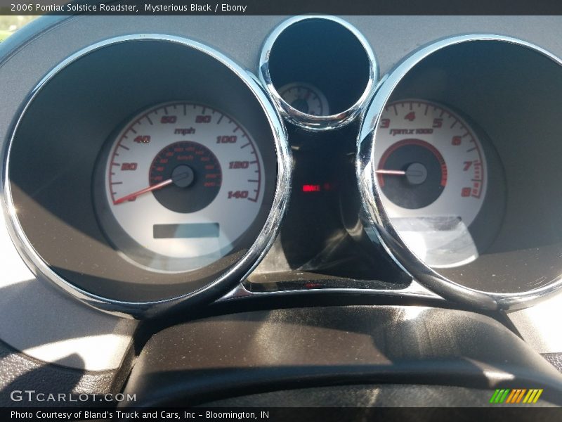 Mysterious Black / Ebony 2006 Pontiac Solstice Roadster