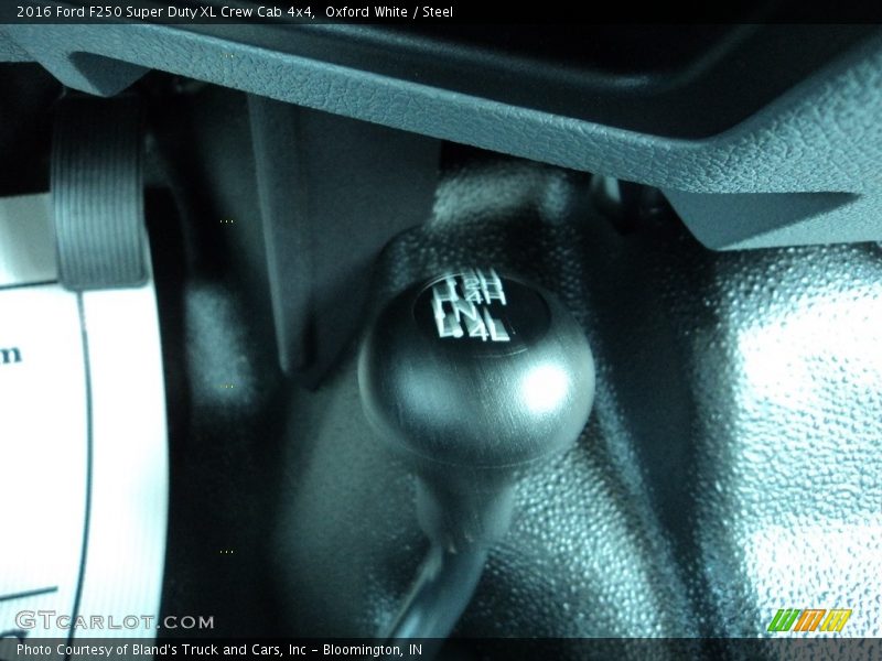 Oxford White / Steel 2016 Ford F250 Super Duty XL Crew Cab 4x4
