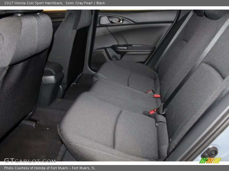 Sonic Gray Pearl / Black 2017 Honda Civic Sport Hatchback