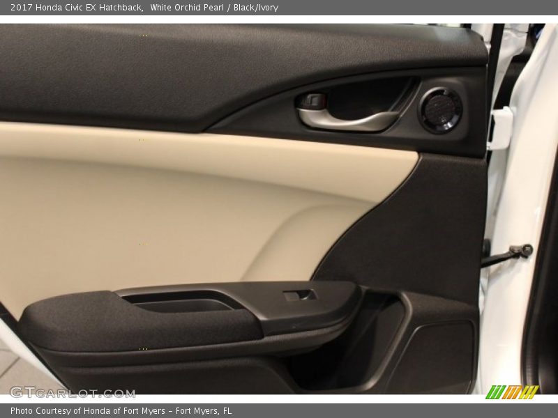 White Orchid Pearl / Black/Ivory 2017 Honda Civic EX Hatchback