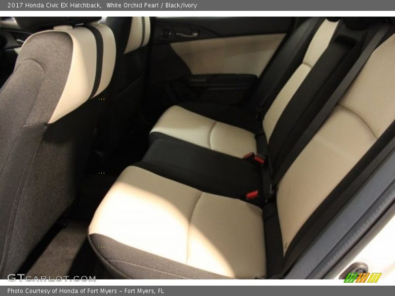 White Orchid Pearl / Black/Ivory 2017 Honda Civic EX Hatchback
