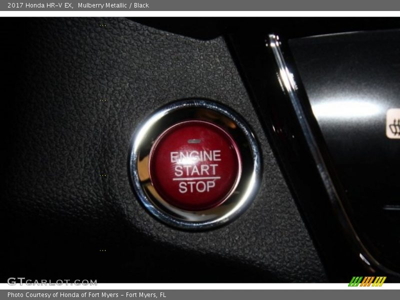 Mulberry Metallic / Black 2017 Honda HR-V EX